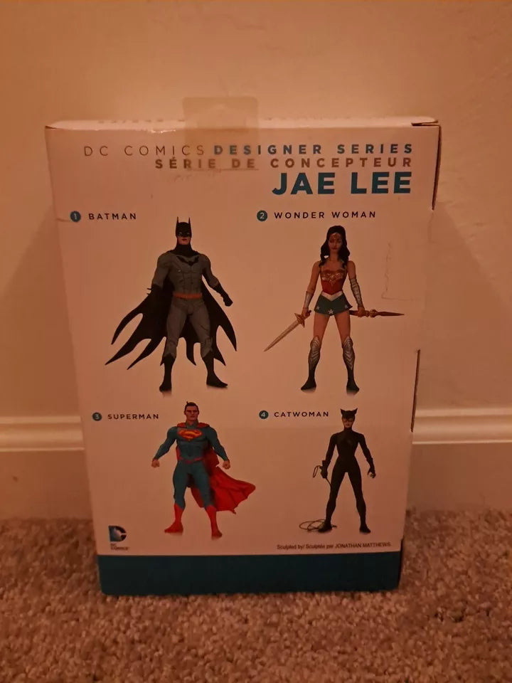 DC COLLECTIBLES COMIC DESIGNER SERIES JAE LEE SUPERMAN used CIB Ships fast!
