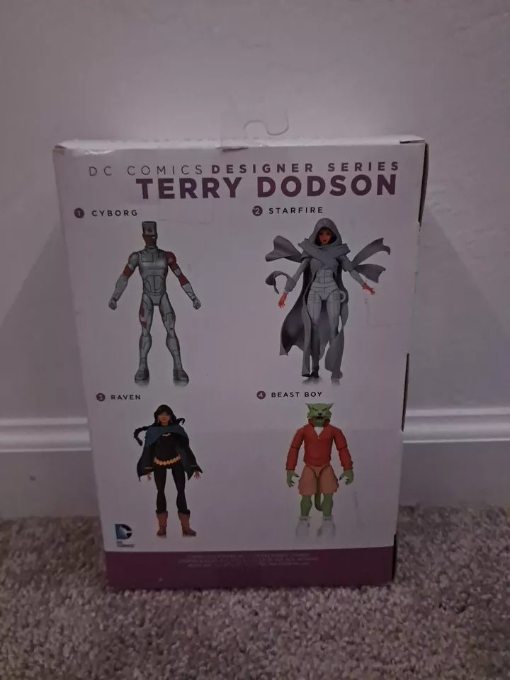 DC Collectibles Terry Dodson Designer Series Starfire