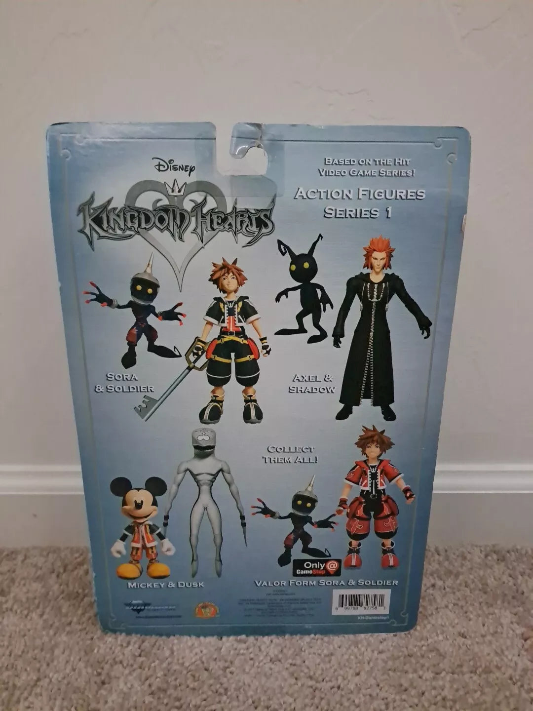 Disney Kingdom Hearts Sora with Heartless Soldier Action Figure Set Brand New