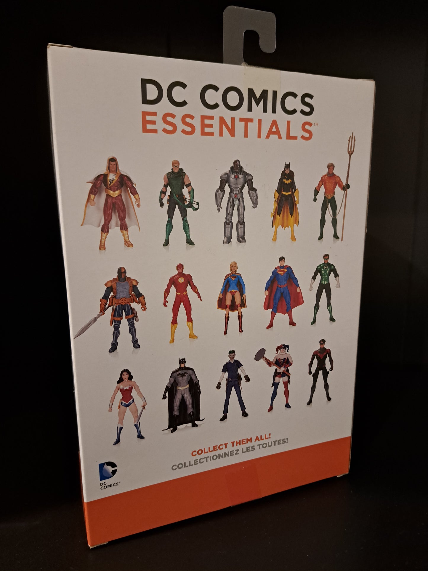 DC Comics Essentials AQUAMAN (DC Collectibles) 7” Action Figure NEW