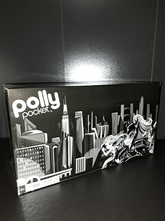 SDCC 2012 Polly Pocket DC Villains Harley, Catwoman & Poison Ivy Boxed Set