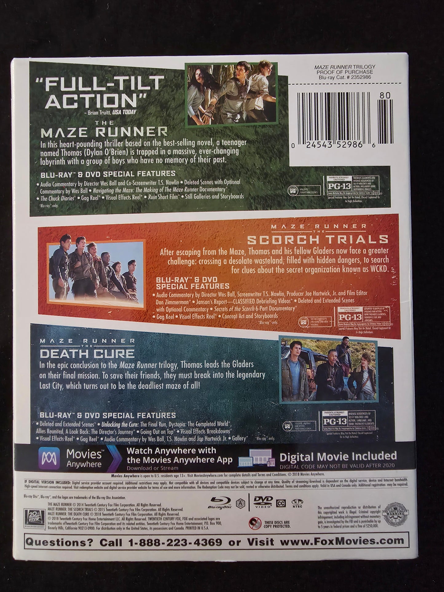 Maze Runner Trilogy Limited Edition Blu-Ray + DVD + Bandana