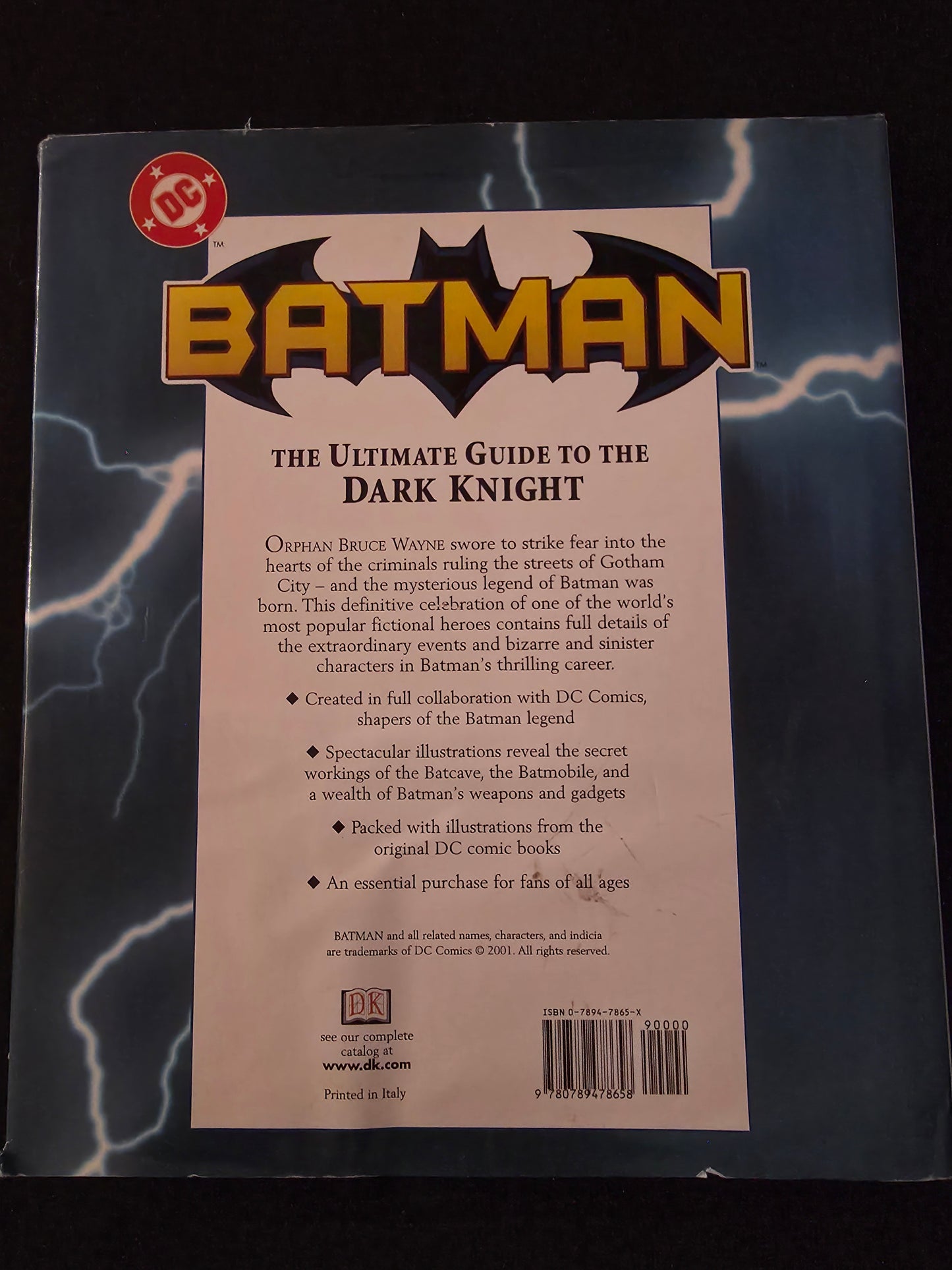 DK Batman: The Ultimate Guide to the Dark Knight hc w/dust jacket