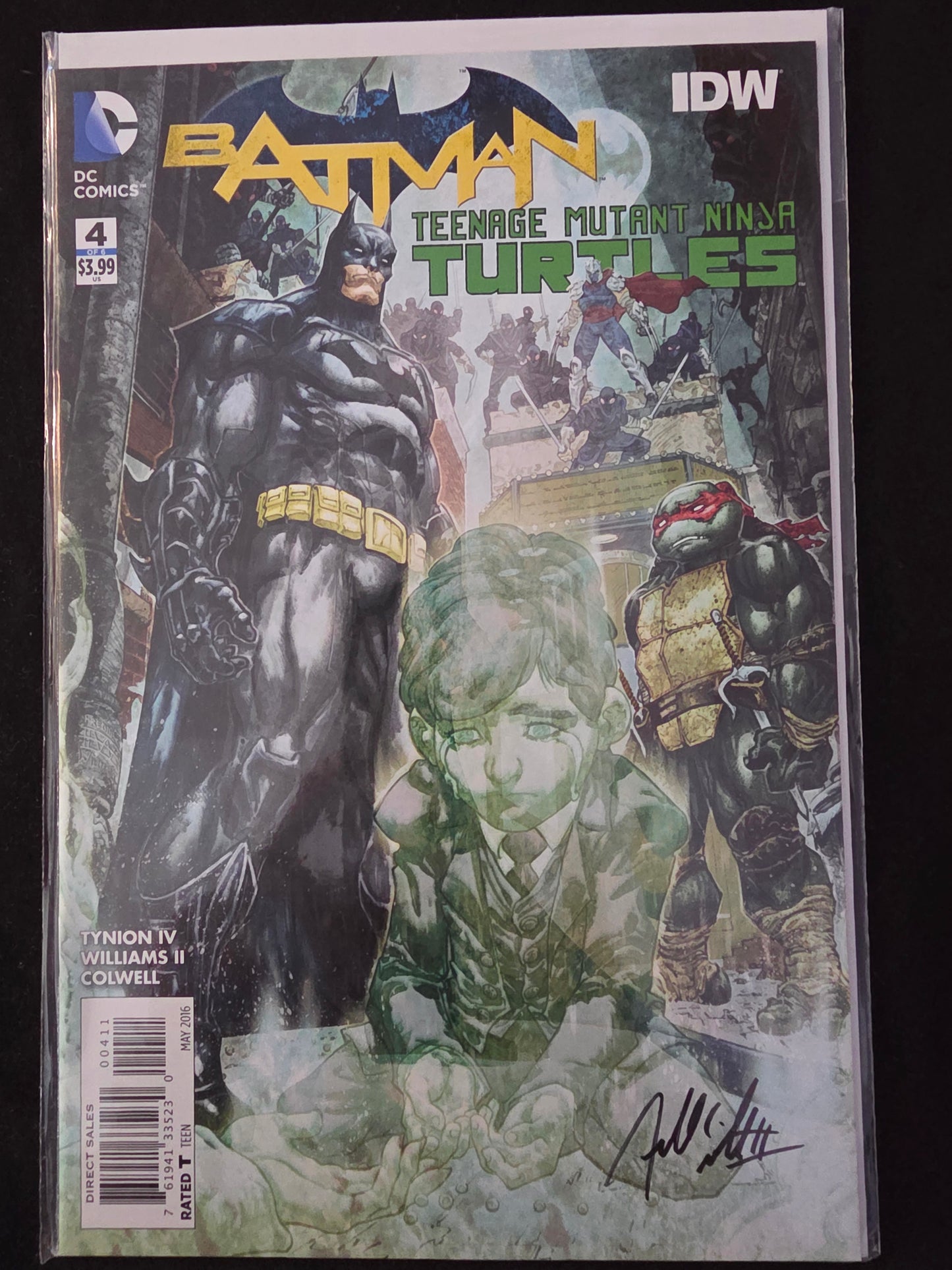 Batman Teenage Mutant Ninja Turtles I #4 (DC 2016 - First Series) signed by Freddie Williams no COA