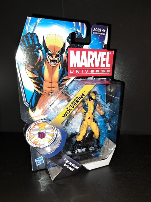 NEW! Hasbro Marvel Universe 3.75 Astonishing Wolverine