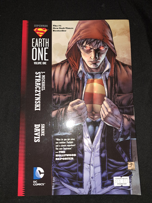 Superman Earth One #1 (DC Comics, December 2010)