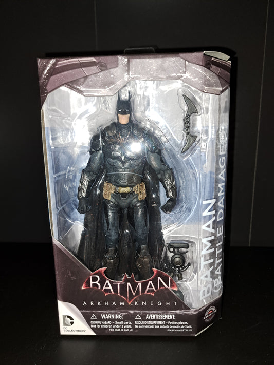 DC Collectibles Batman Arkham Knight BATTLE DAMAGED BATMAN NIB Gamestop Exclusive