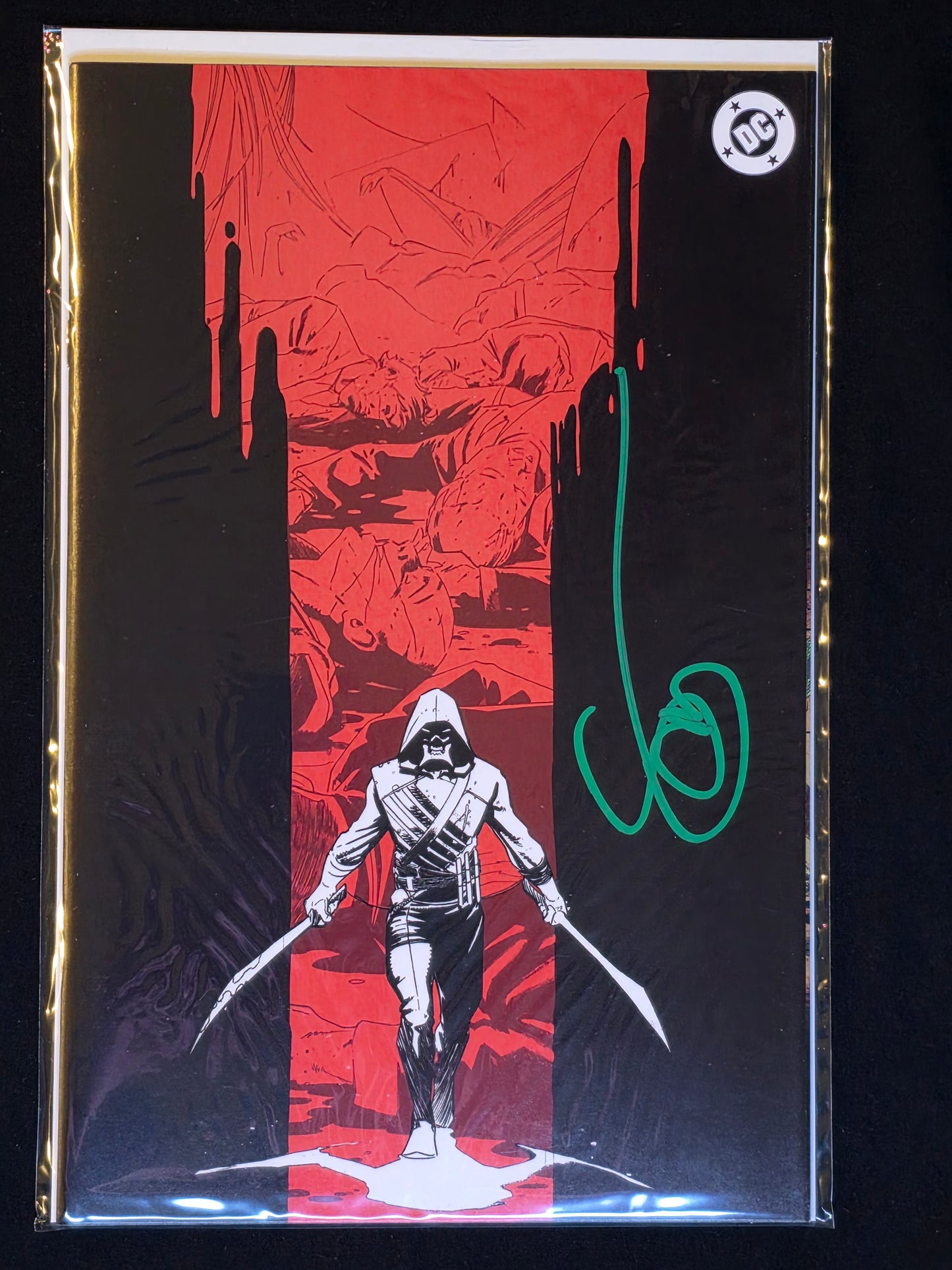 Absolute Green Arrow #1 Javi Fernandez Glow GITD Signed By Scott Snyder