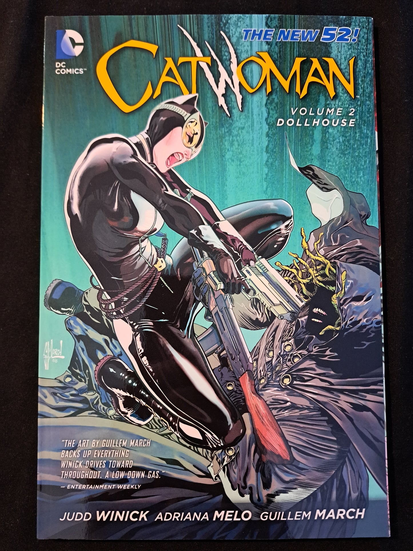 Catwoman Vol. 2: Dollhouse (the New 52) by Judd Winick (2013, Trade Paperback)
