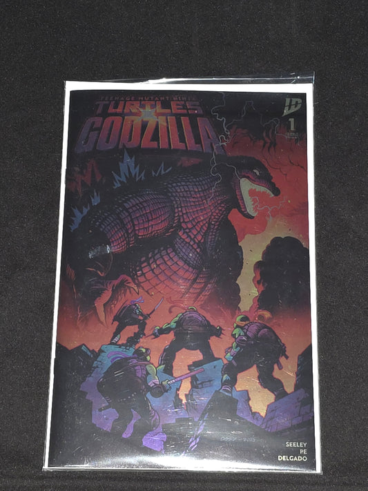 TMNT X Godzilla #1 (2025) VF/NM 1:25 Burnett Foil Variant IDW Ninja Turtles