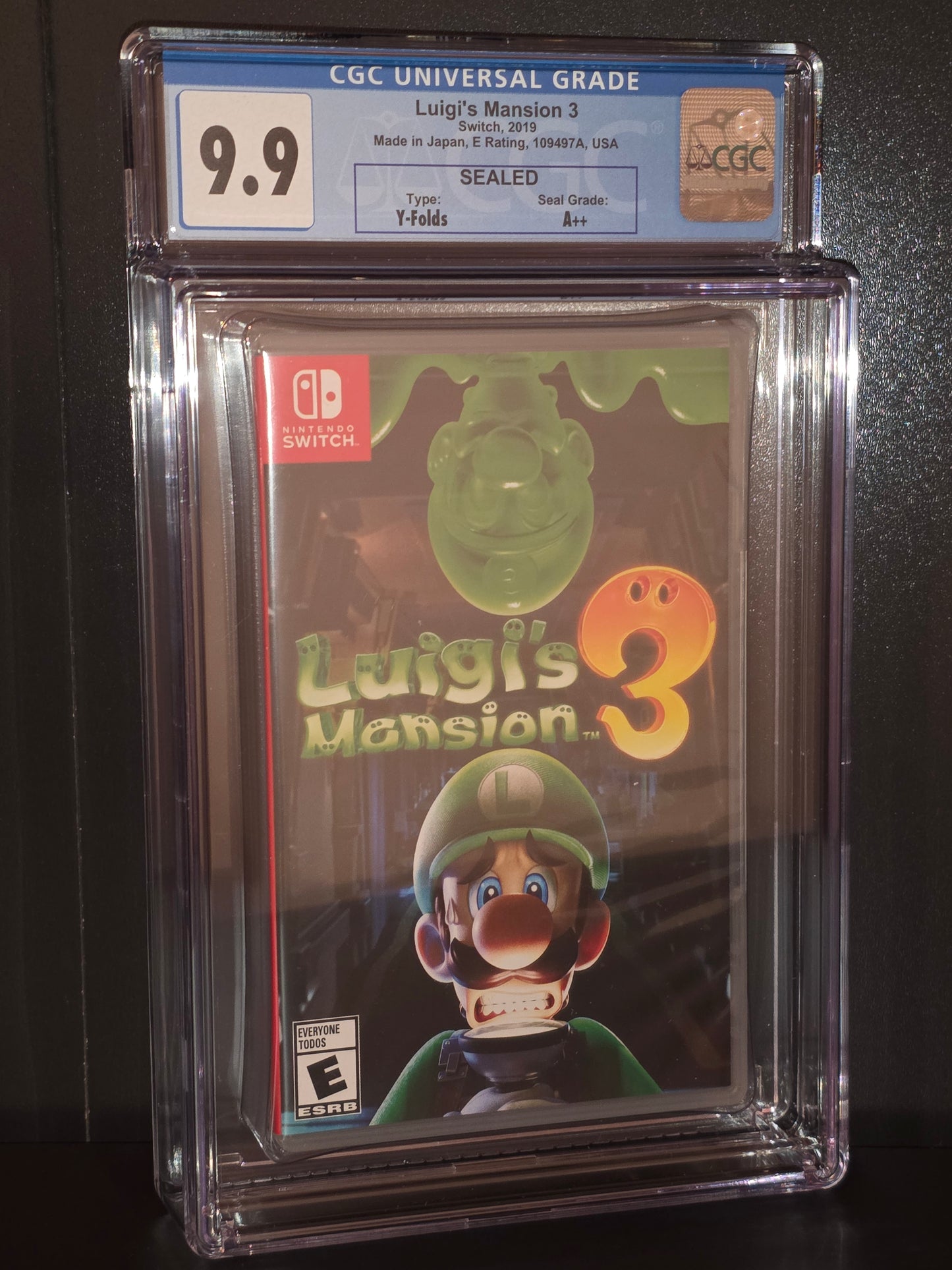 2019 Switch Luigi LUIGI'S MANSION 3 HD 1st Print CGC Graded 9.9 Y-Fold Seal A++