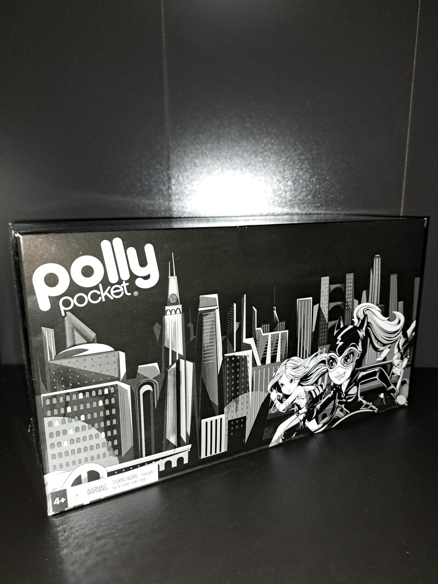 SDCC 2012 Polly Pocket DC Villains Harley, Catwoman & Poison Ivy Boxed Set