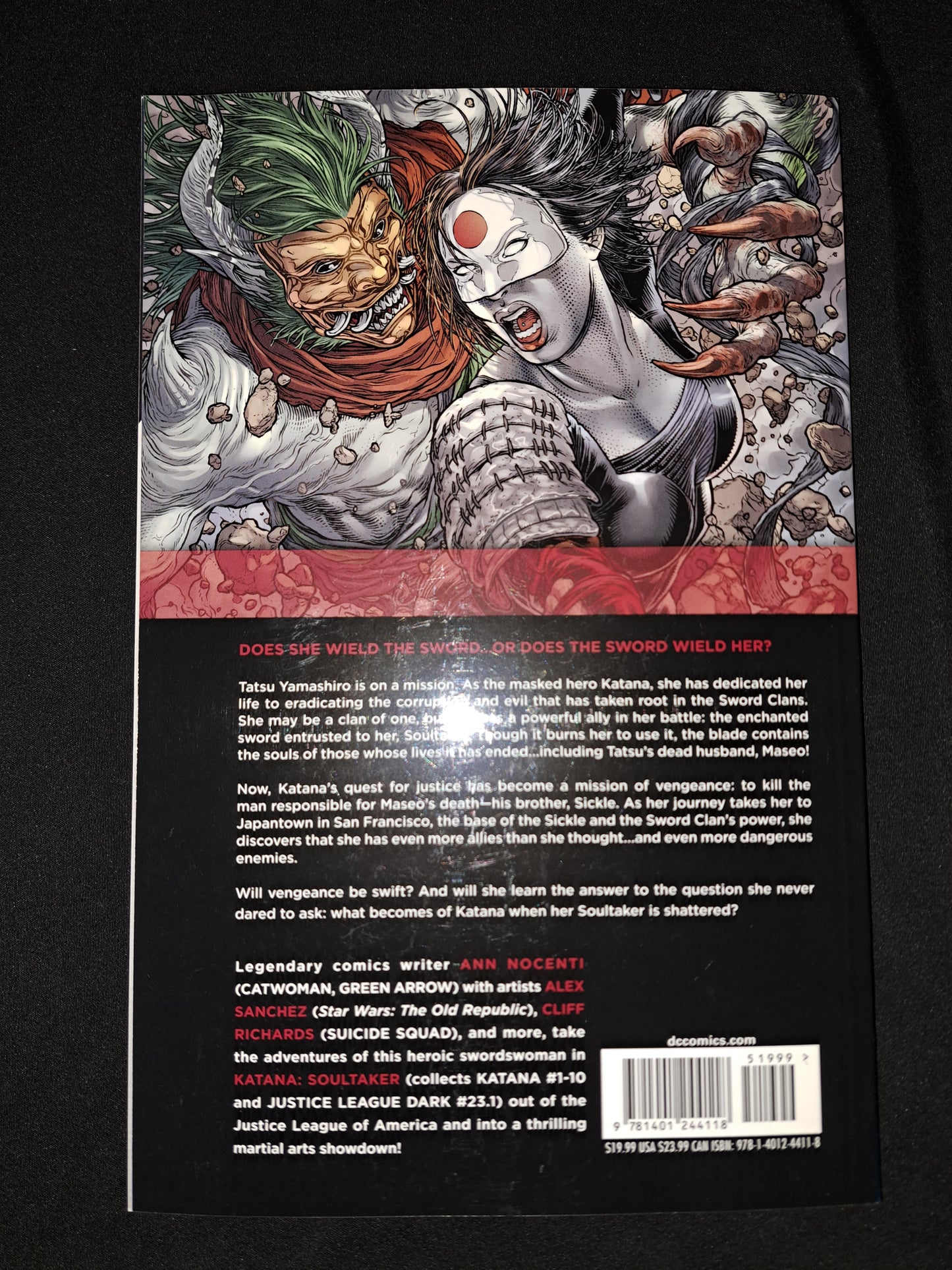 The New 52! Katana Volume 1 Soul Taker DC Comics 2014 Paperback