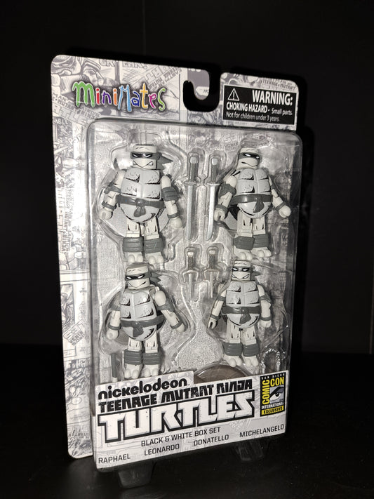 Minimates Teenage Mutant Ninja Turtles Black & White Box Set SDCC Exclusive
