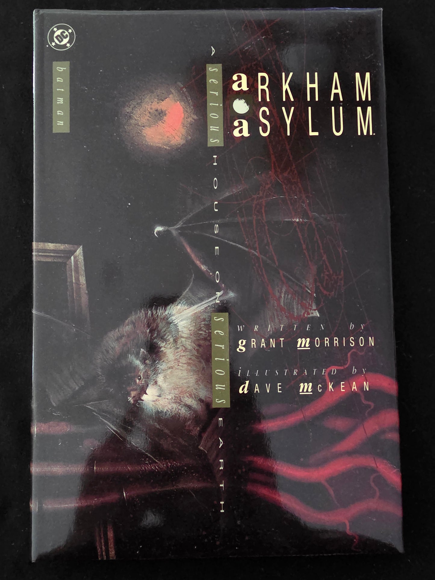 Batman: Arkham Asylum Hardcover Graphic Novel DC Comics 1989 1st Print