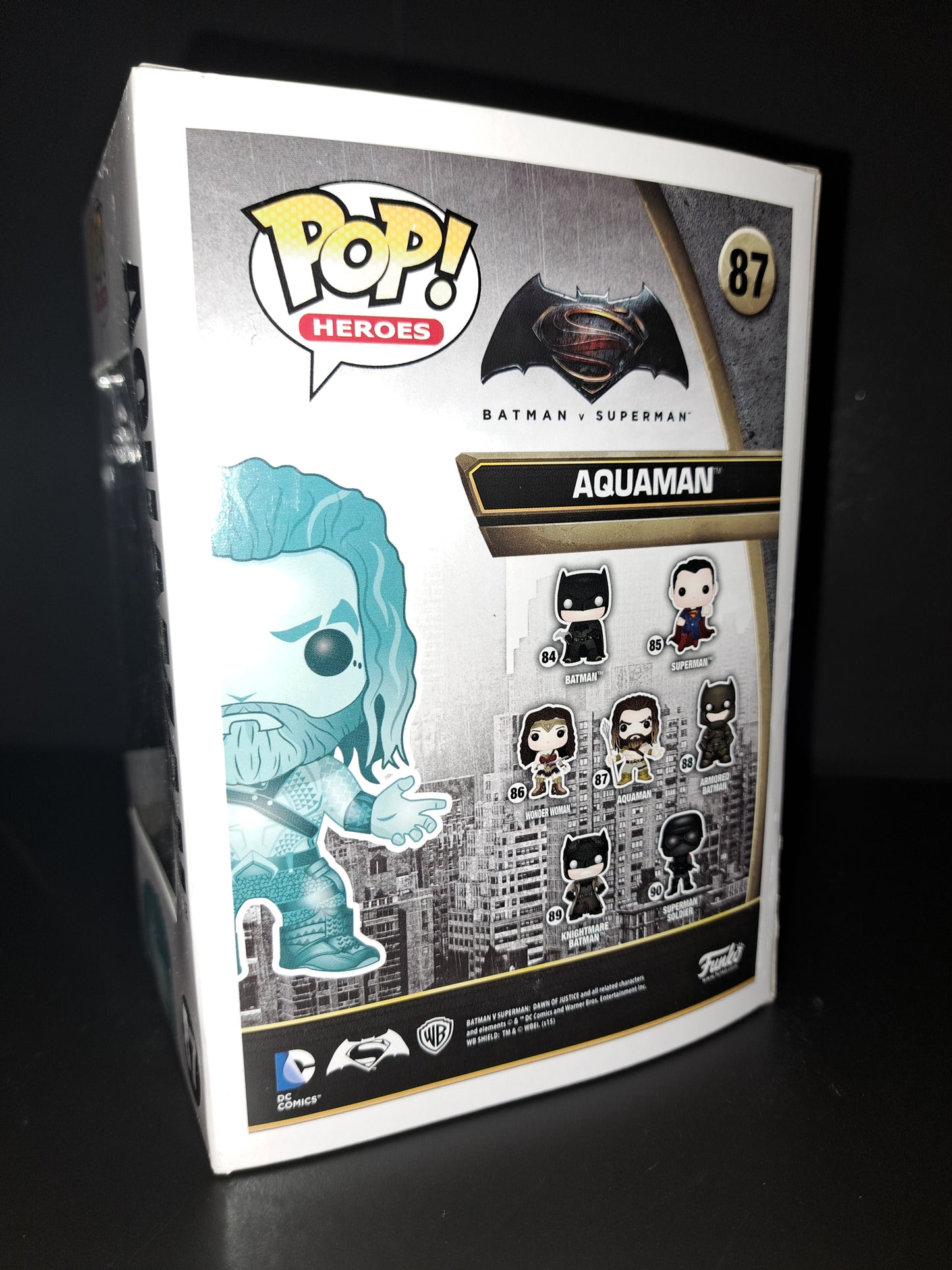 Funko POP! Batman v Superman - Vinyl Figure - AQUAMAN (Blue) #87 (Exclusive)