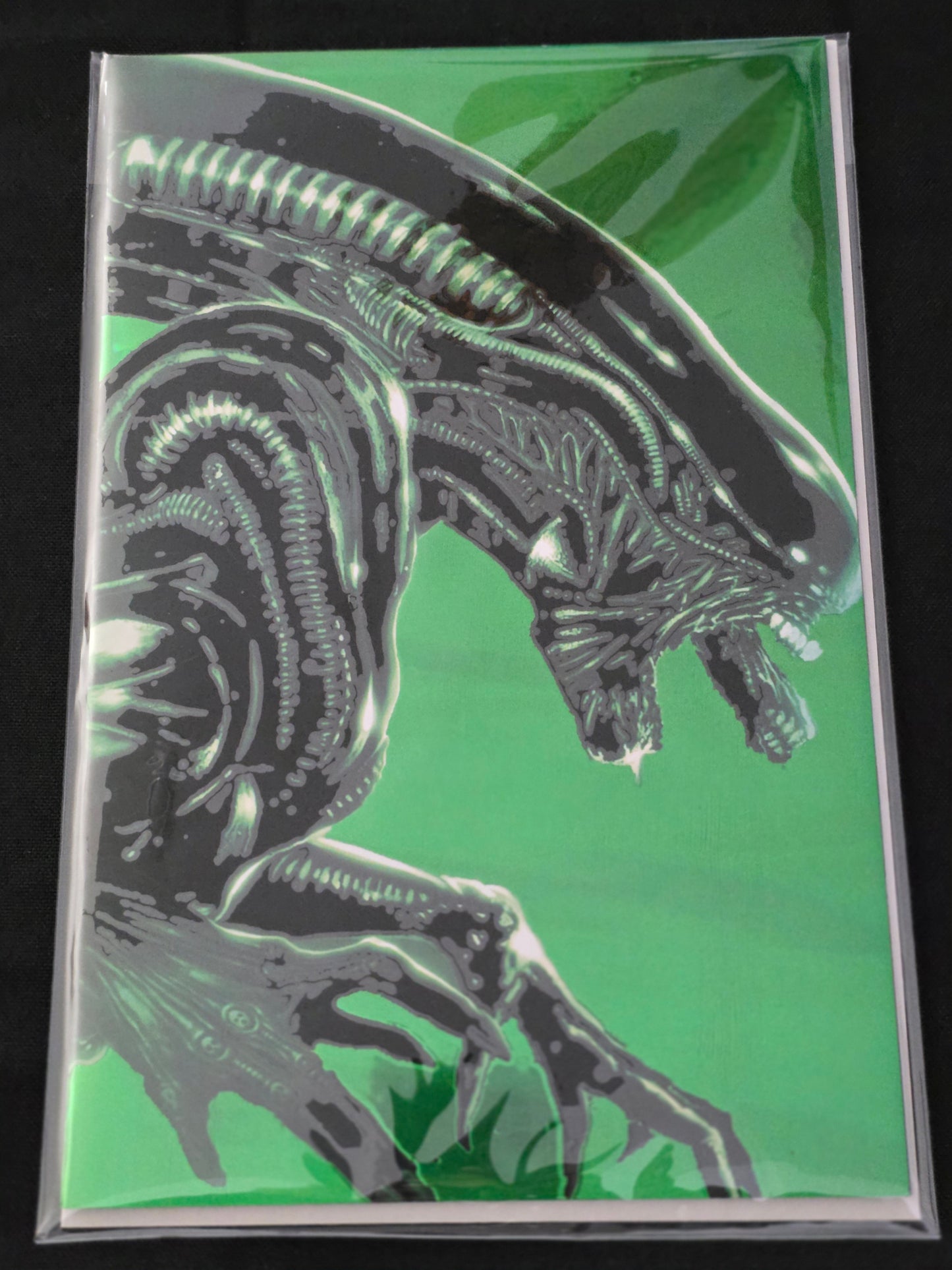 FAME: SIGOURNEY WEAVER Foil Embossed - ALIEN - NYCC 2025 COVER: MARTIN ZAVALA LTD 66/200