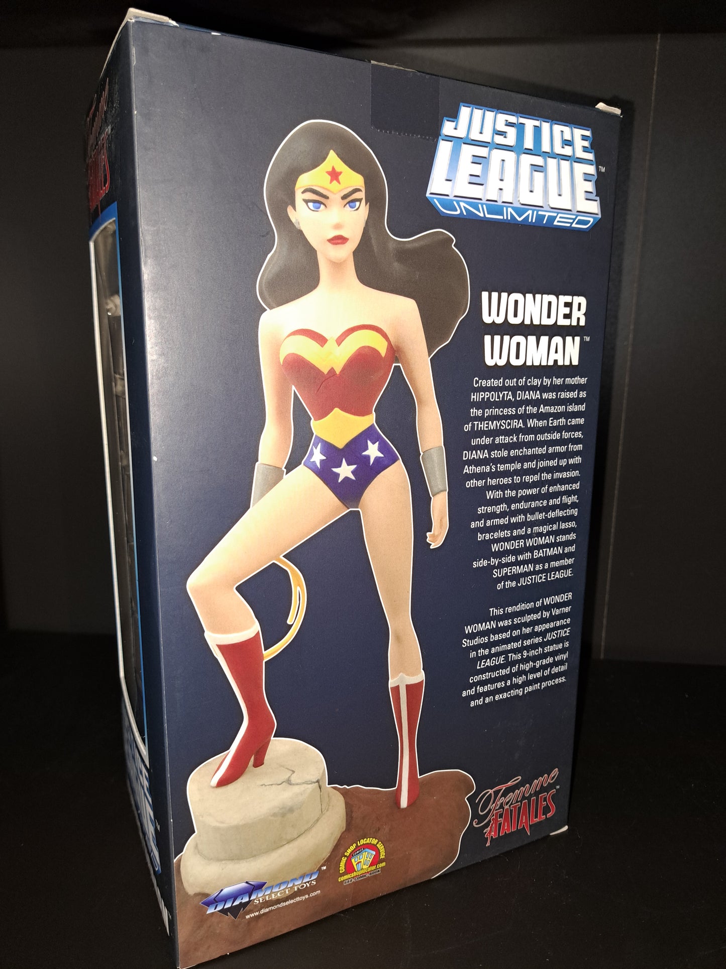 Diamond Gallery Femme Fatales Justice League Unlimited  Wonder Woman PVC Statue