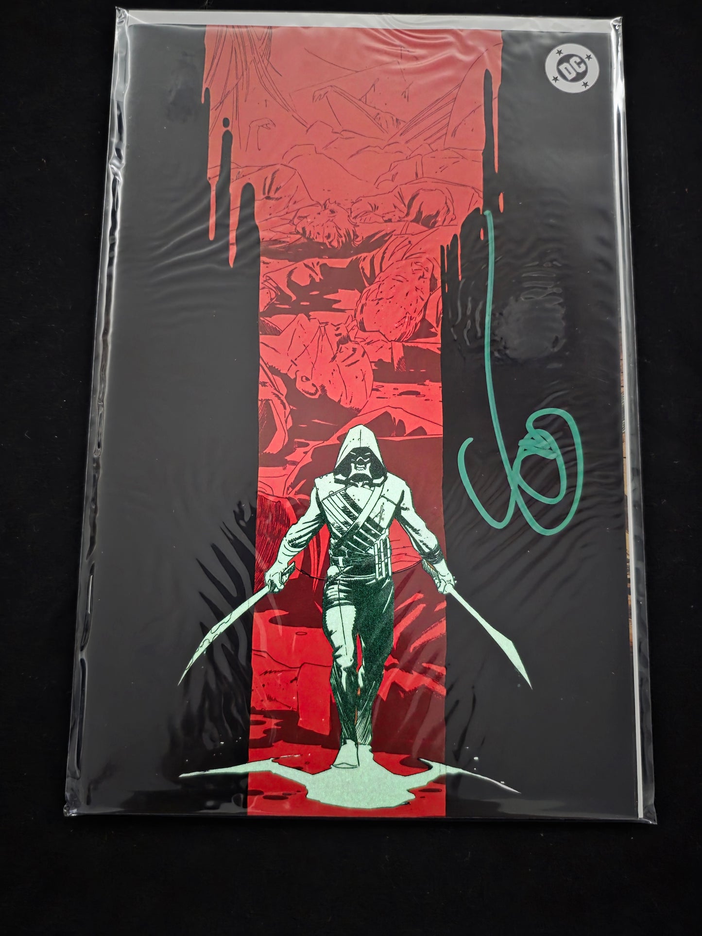 Absolute Green Arrow #1 Javi Fernandez Glow GITD Signed By Scott Snyder