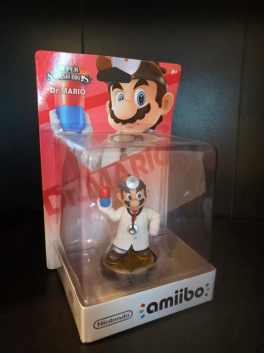 Nintendo Super Smash Bros Dr. Mario Amiibo Figure